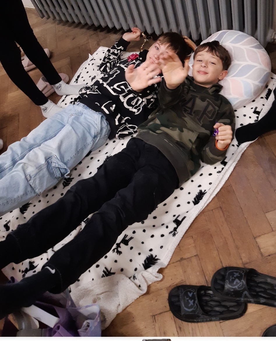 Screenshot_20251219-094713_Gallery