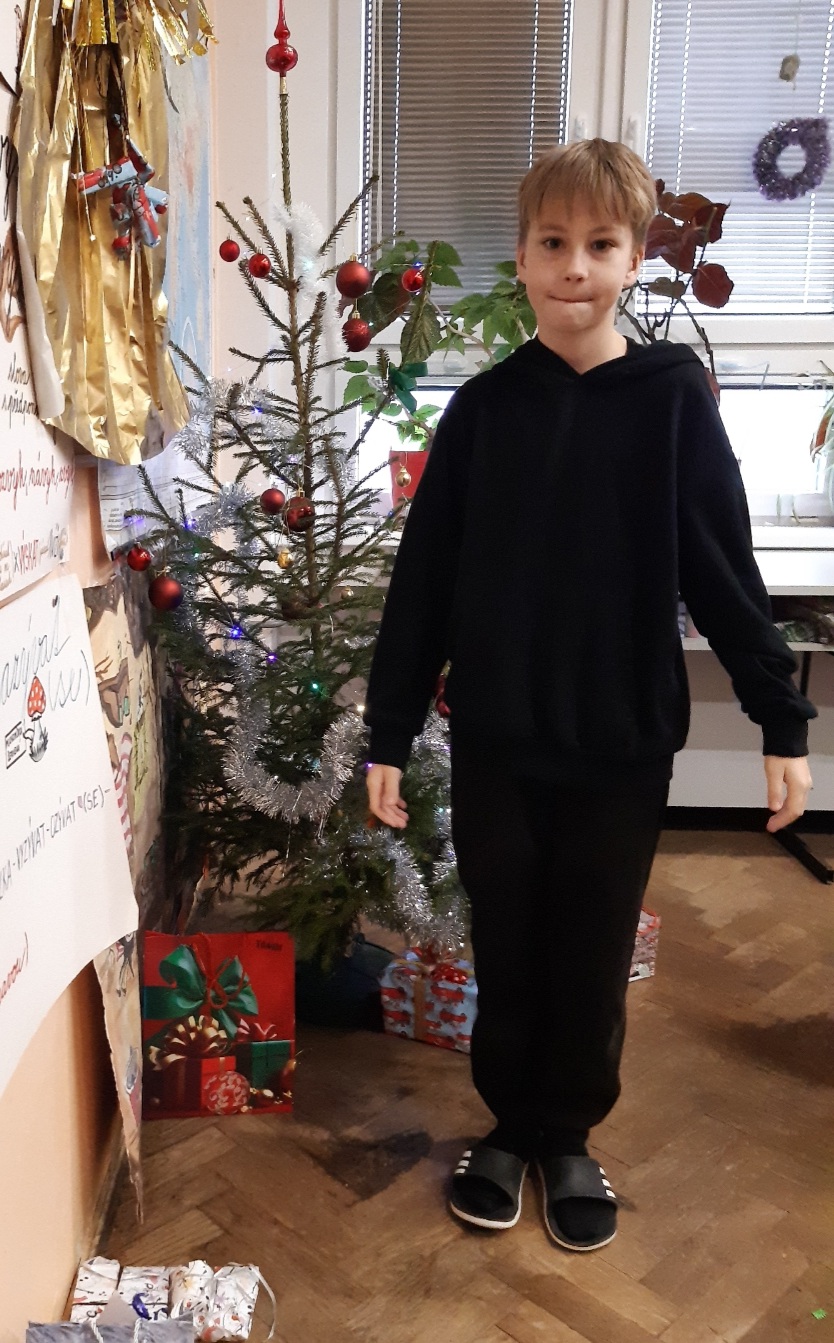 Screenshot_20251219-103012_Gallery