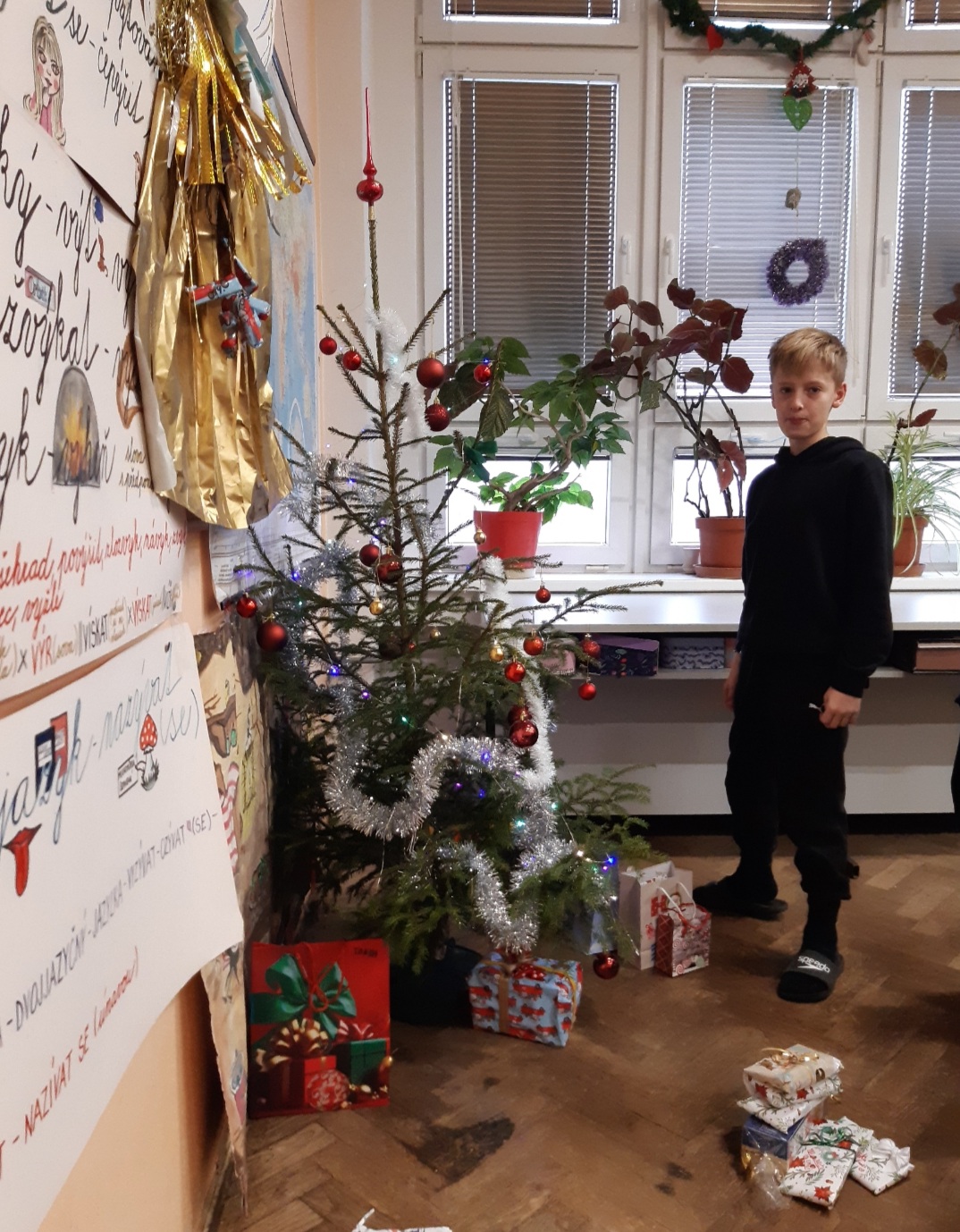 Screenshot_20251219-103041_Gallery