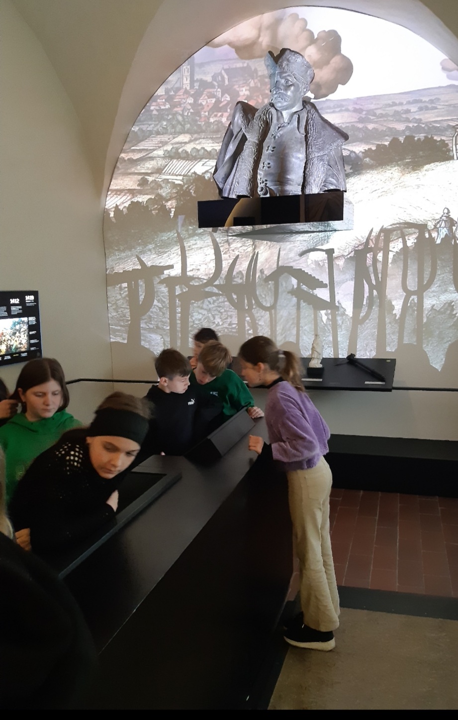 Screenshot_20260331-190015_Gallery